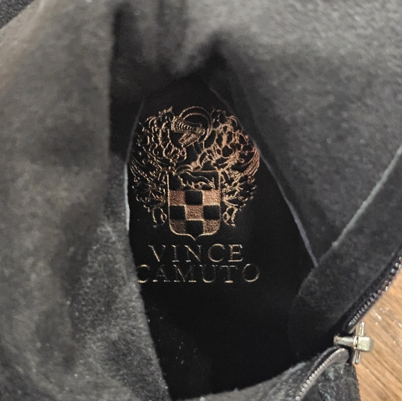 Vince Camuto Knee High  Suede  Boots  Black NWOT. Size 5 - Picture 10 of 10